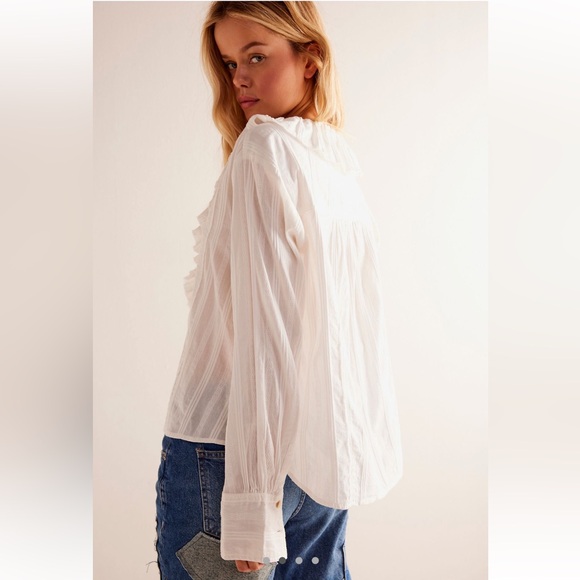 NWT Free People Ruffled Up Shirt Long Sleeve White Size Medium - Picture 4 of 4